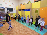 Cvičení zdravá dětská noha ve školce